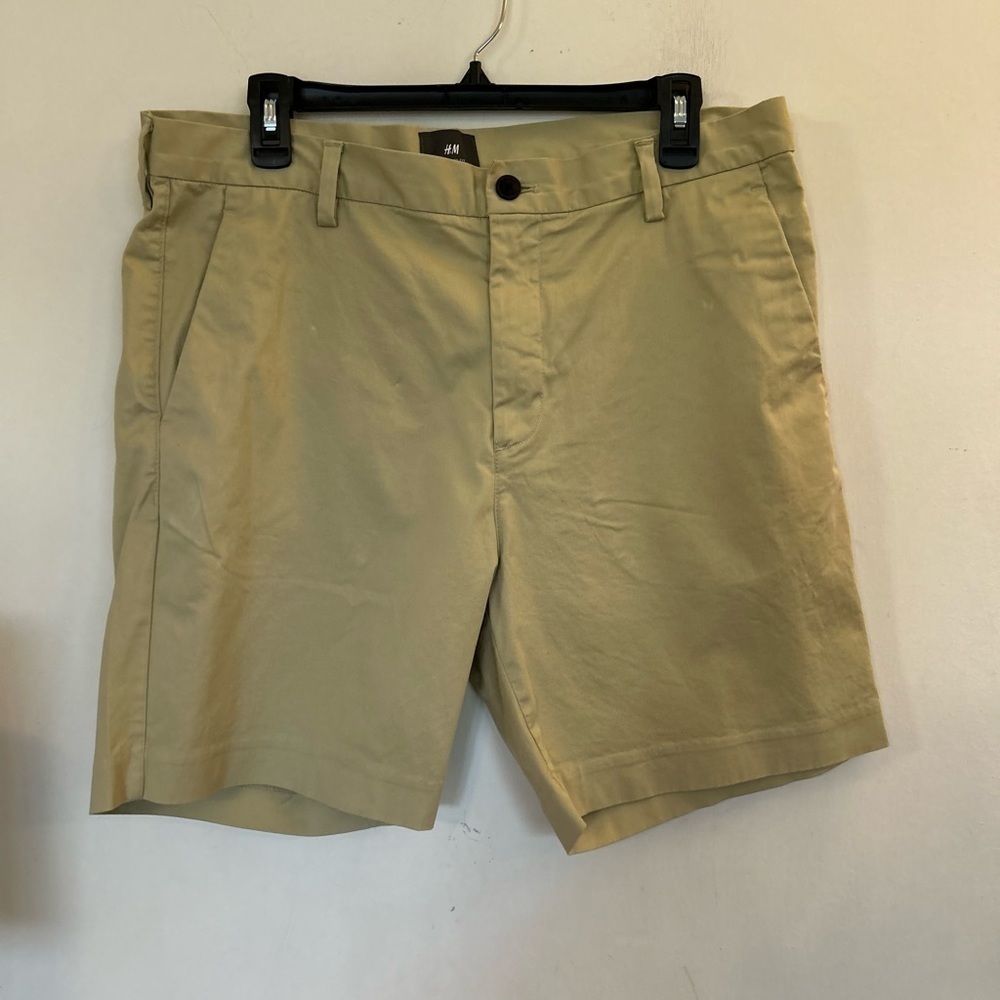 H&M regular fit size 34 shorts